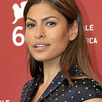 Авторство: Nicolas Genin. Cropped version of a picture posted on Flickr as Flickr 66ème Festival de Venise (Mostra), CC BY-SA 2.0, https://commons.wikimedia.org/w/index.php?curid=8901284