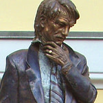 "Tarkovsky vgik detail" by Tarkovsky_vgik.jpg: User Ipaat on english Wikipedia (Anatoly Terentiev)derivative work: Bahudhara (talk) - Tarkovsky_vgik.jpg. Licensed under CC BY 3.0 via Wikimedia Commons - https://commons.wikimedia.org/wiki/File:Tarkovsky_vgik_detail.jpg#/media/File:Tarkovsky_vgik_detail.jpg